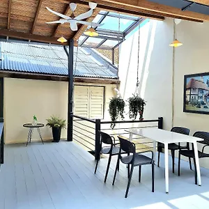 Stewart At 67 By Evr - Newly Renovated 2024 3*, George Town Malaysia