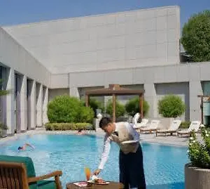 Four Seasons At Kingdom Center Hotel Riad